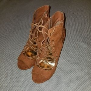 Carlos Santana shoes